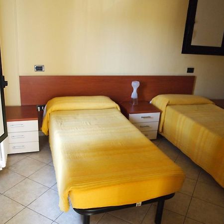Caffetteria Dell'Angolo Hotel Borghetto Secondo Kültér fotó