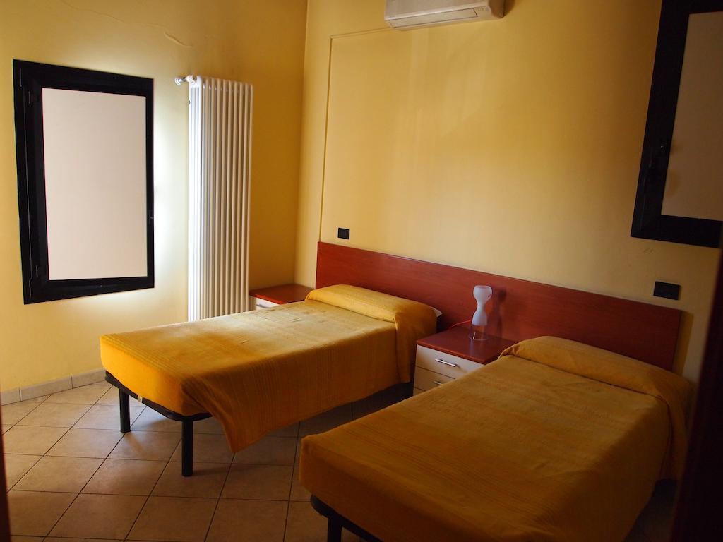 Caffetteria Dell'Angolo Hotel Borghetto Secondo Kültér fotó