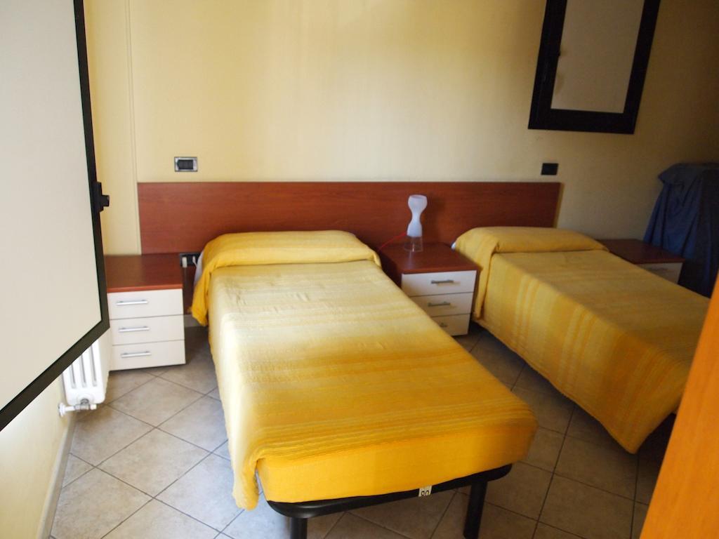 Caffetteria Dell'Angolo Hotel Borghetto Secondo Kültér fotó